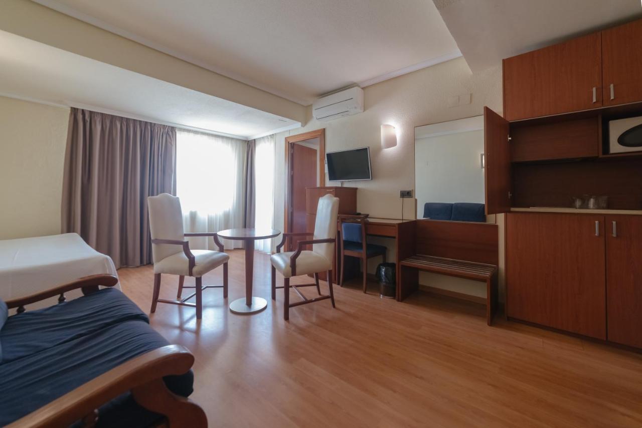 Torreluz Apartamentos Almería Eksteriør billede