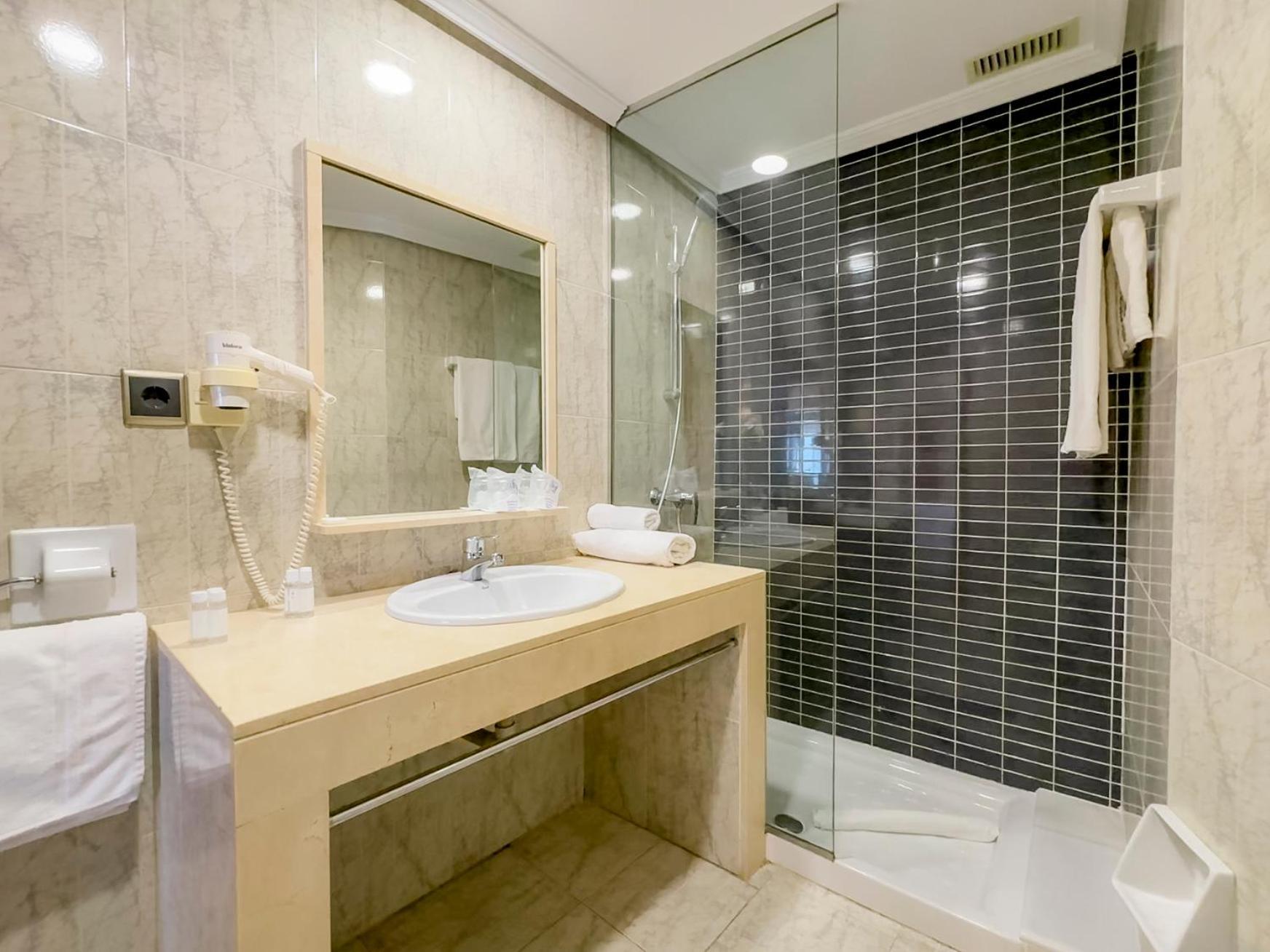 Torreluz Apartamentos Almería Eksteriør billede