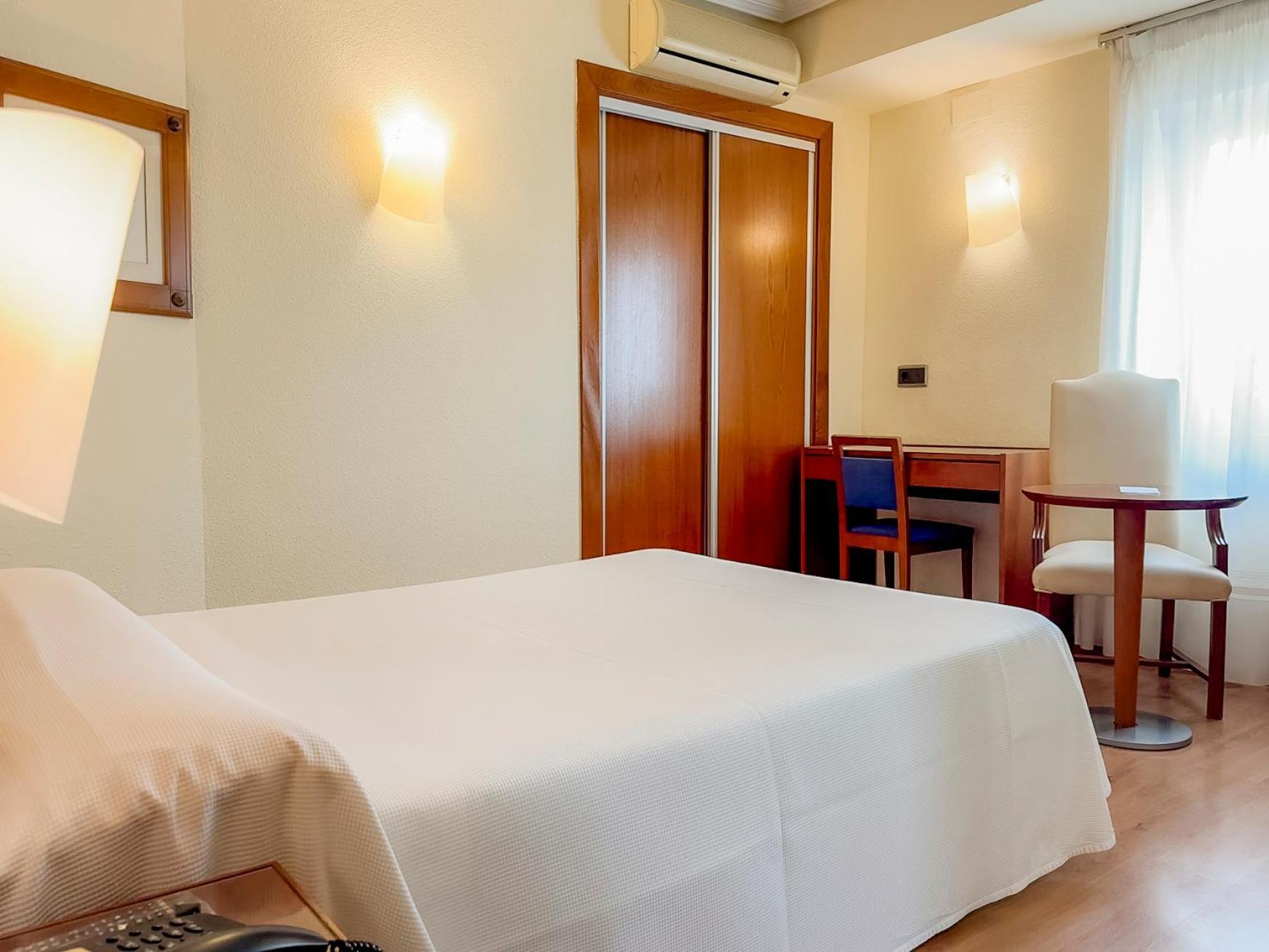 Torreluz Apartamentos Almería Eksteriør billede